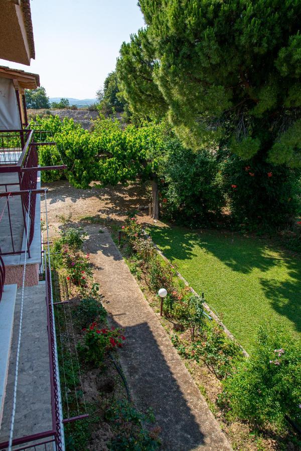 Ritsinia Apartments Айгио Екстериор снимка